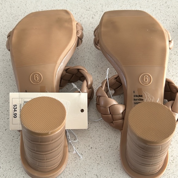 Ladies 3” heeled braided Sandal - Picture 8 of 10